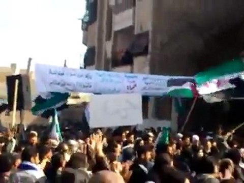 فري برس مظاهرة سري كانيهراس العين جمعة عذرا حماة 3 2 2012 ج1