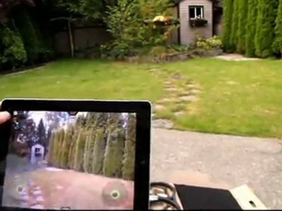 Parrot AR.Drone iPad Controlled Remote Control Aircraft Test Flight Demo Linus Tech Tips