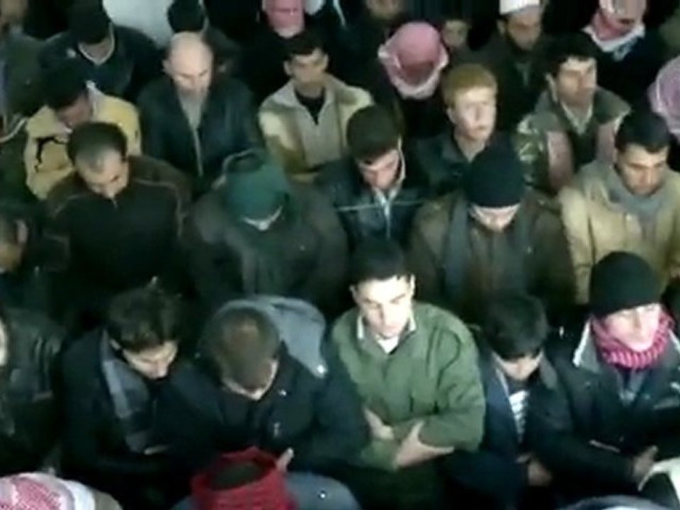 فري برس   مارع   حلب  الصلاة على الشهيد غياث رجب يحيى رجو 3 2 2012