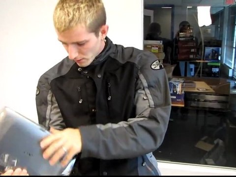 Acer Iconia A500 10.1 Honeycomb Android Tablet Unboxing & First Look Linus Tech Tips