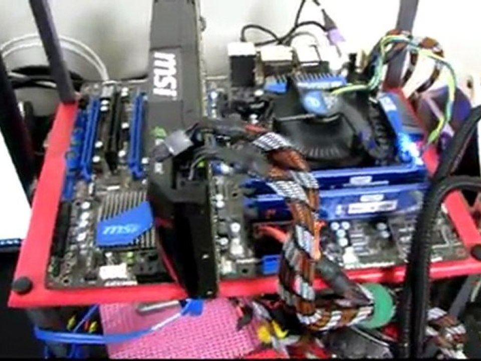 Shout Out to My 100,000 Subscribers. Thanks for 3 Fun Filled Years! Linus Tech Tips