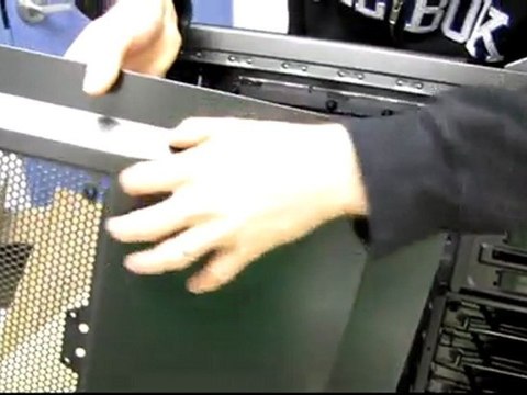 Corsair Carbide 400R Gaming Case Unboxing & First Look Linus Tech Tips