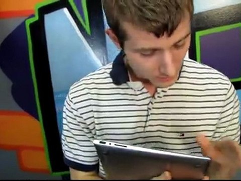 ASUS Zenbook UX31E-DH72 Intel Core i7 2677 Ultrabook Unboxing & First Look Linus Tech Tips