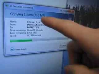 Patriot 16GB Holiday Stocking USB Drive Unboxing & Speed Test Linus Tech Tips