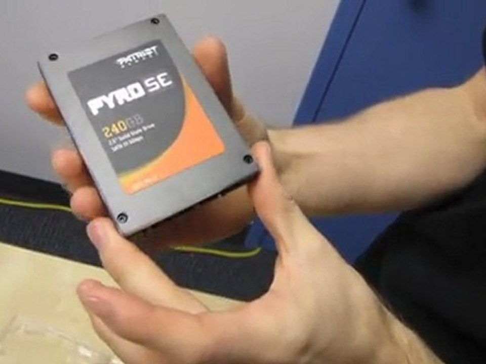 Patriot Pyro SE Sandforce 240GB SSD Unboxing & First Look Linus Tech Tips