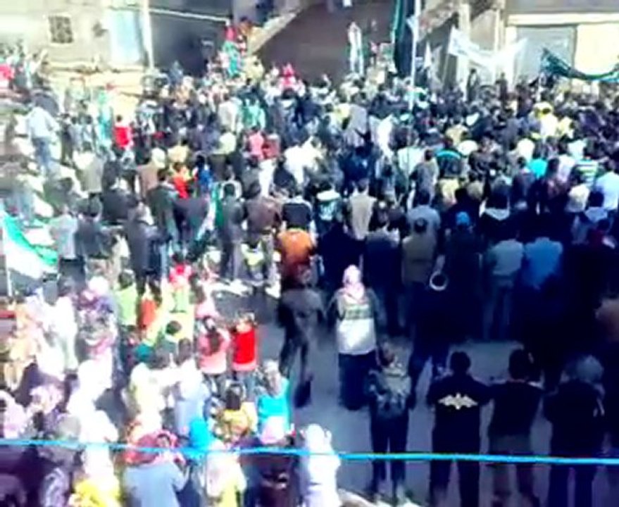 فري برس   حمص الحولة مظاهرة حاشدة تنديدا بمجزرة الخالدية بحمص 4 2 2012