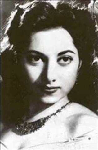 Hawa uda kar laayi saawan ke sapne (Taqdeer)(1958)