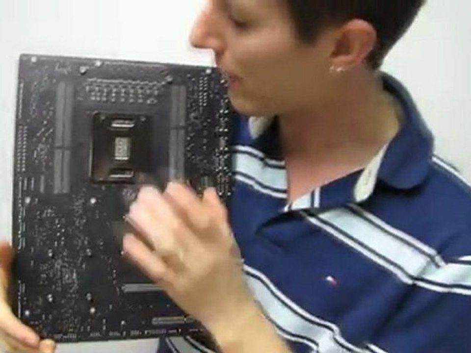 Antec Three Hundred Two 302 Gaming Computer Case Unboxing & First Look Linus Tech Tips