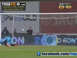 Ο Βιάνα σκοράρει πίσω από τη σέντρα