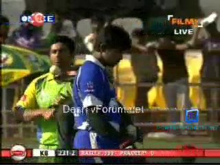 Karnataka Bulldozers vs.Kerala Strikers-Karnataka Inning Ov19-20