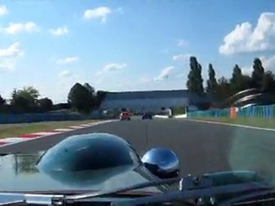 Montage des tours de circuit