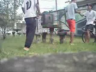 A porrada canta em qualquer lugar-By Felipe Jackie