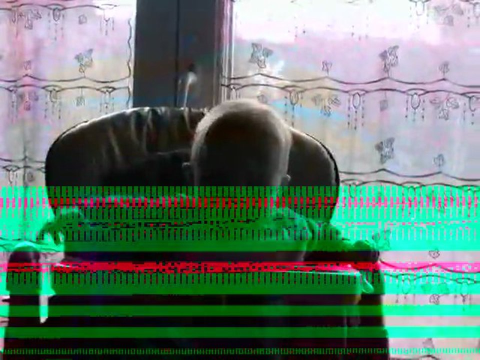 louka qui mange son gateau