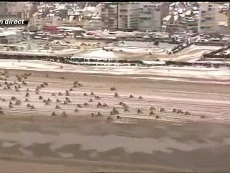 Départ de l'Enduropale 2012... sous la neige !