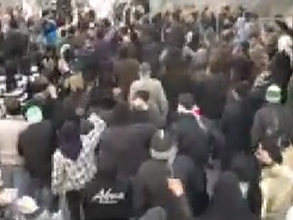 فري برس  ريف دمشق التل الشعب يريد تسليح الثوار 4 2 2012 ج1