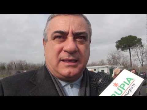Sant'Antimo (NA) - Luigi Cesaro inaugura l'isola ecologica (04.02.12)