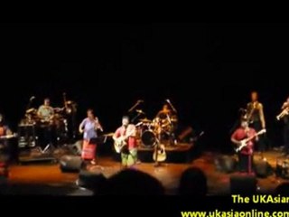 Rahgu Dixit performing live at Queen Elizabeth Hall - Alchemy 2011 Kodagana Koli Nungitha