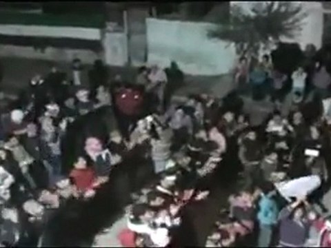 فري برس حماه مظاهرة مسائية في طريق حلب شارع التوحيد 4 2 2012