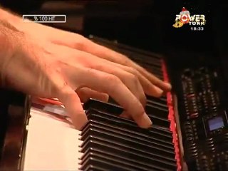 BERKAY  Gitmeseydin (Powertürk Akustik 2012)