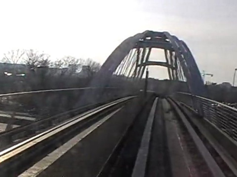 VAL206 : Voyage entre les stations Balma Gramont et Argoulets sur la ligne A du métro de Toulouse