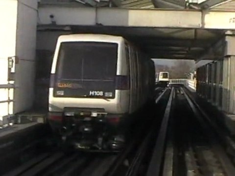 VAL206 : Voyage entre les stations Bellefontaine et Basso Cambo sur la ligne A du métro de Toulouse