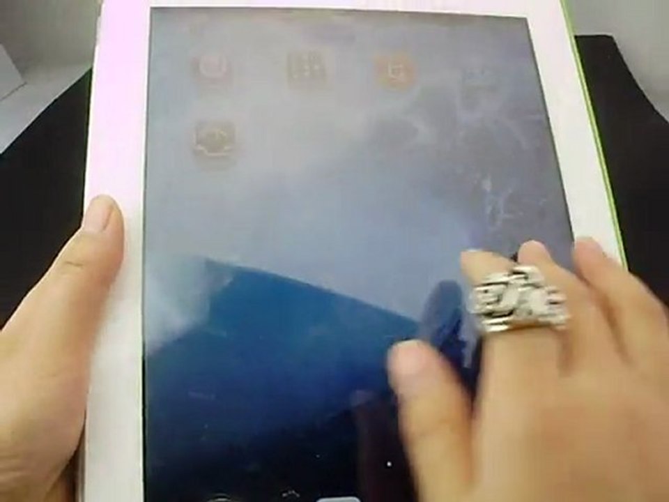 Super Slim iPad 2 Polyurethane Stand Smart Cover