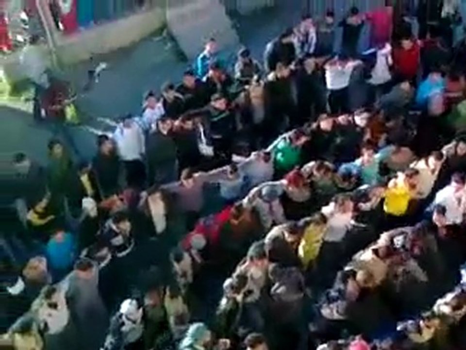 فري برس   درعا سحم الجولان مظاهرة نصرة لحمص وريف دمشق والمدن المنكوبة 5 2 2012