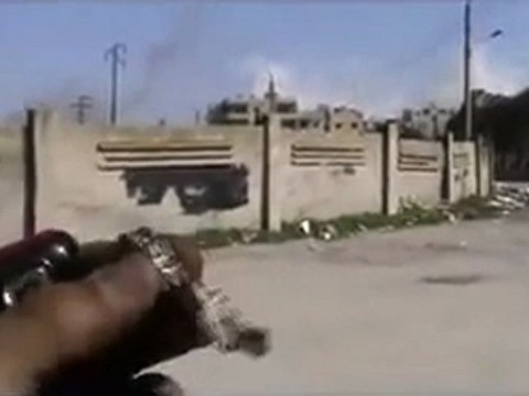 فري برس حمص باباعمرو القصف على المنازل لحظة سقوط القذائف 5 2 2012