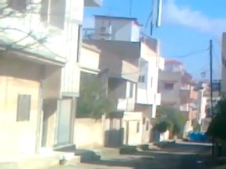 فري برس   الرستن استشهاد ناشط اعلامي لحظة اطلاق النار عليه 28 1 2012