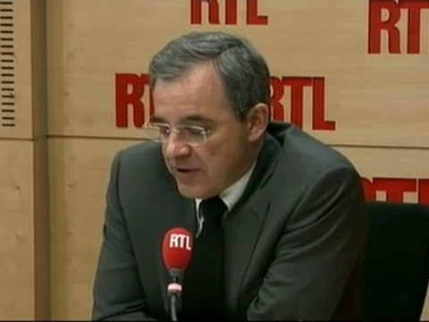 Face au froid, laissez-vous votre voiture au chaud pour emprunter en priorité les transports en commun ? : le Débat avec Thierry Mariani, le ministre des Transports