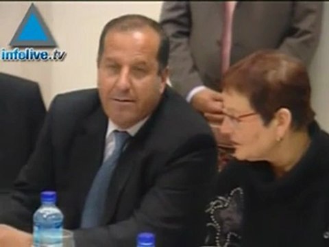 Infolive.tv: Abas convocaría a elecciones palestinas en abri