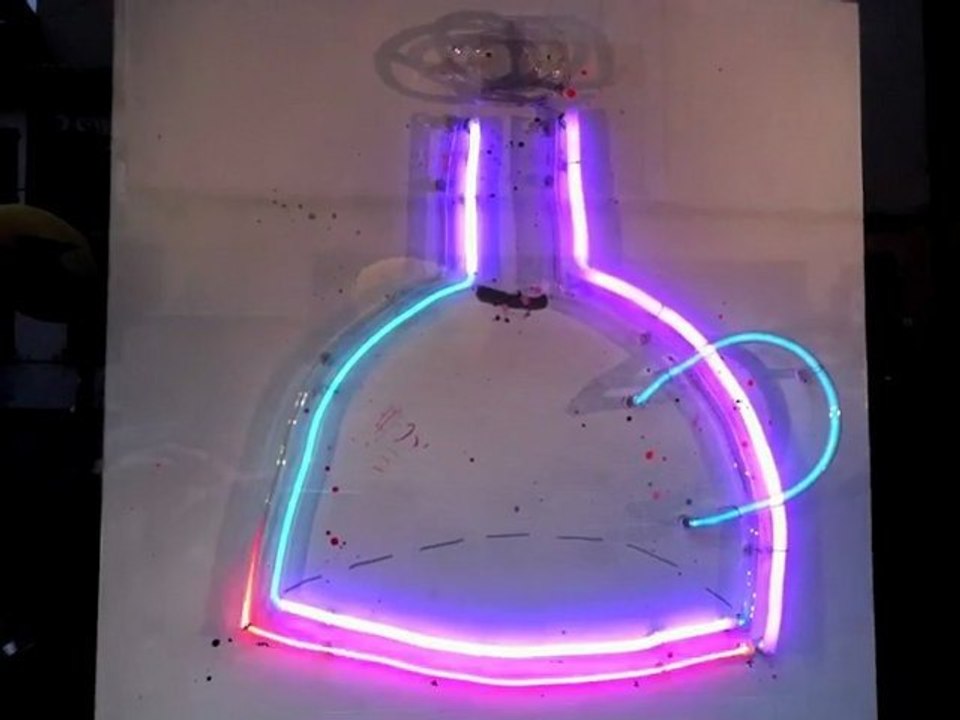 MA2F - LE SEXE DU NEON (VITRINE)