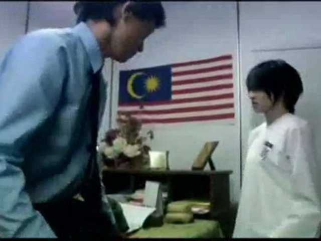 Sesuatu Yang Tertinggal (2012) D