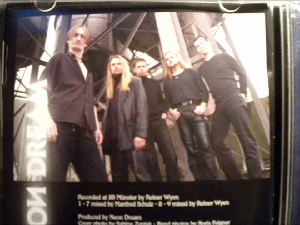 neon dream.Whining Sounds