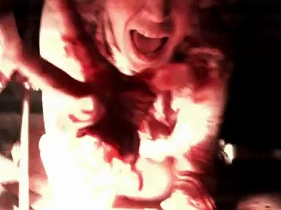 Clip Exclusivo Devil Inside (abandomoviez.net)
