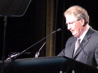 Dave Petzal Receives POMA Award