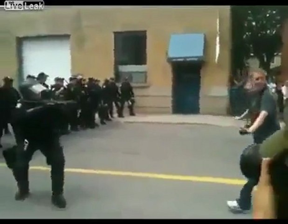 FACK NWO-Toronto Riot Police Shoot Unarmed Woman