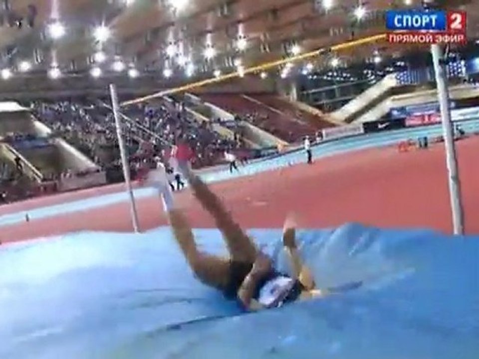 Андрей Сильнов прыжок на 2.36 - Русская зима 2012 - Международный турнир - MIR-LA.com