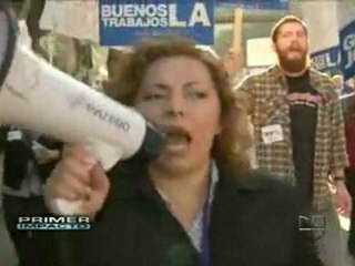 "Disidente" cubana sobrevive en las calles de EEUU : se unirá al movimiento de protestas contra el capitalismo?