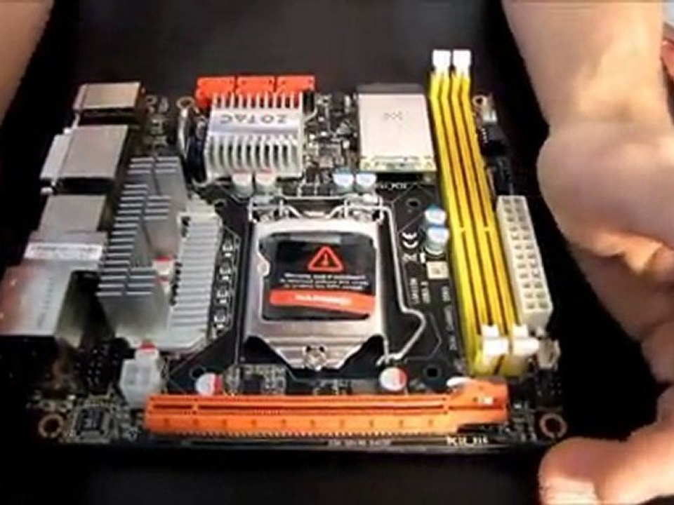 Zotac H55ITX-C-E LGA1156 H55 Core i5 ITX Motherboard Unboxing & First Look Linus Tech Tips