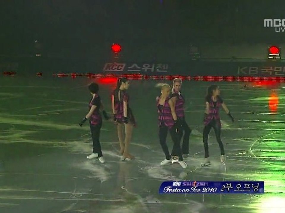 SNSD : Run Devil Run (Kim Yuna @Festa On Ice 18/04/2010)