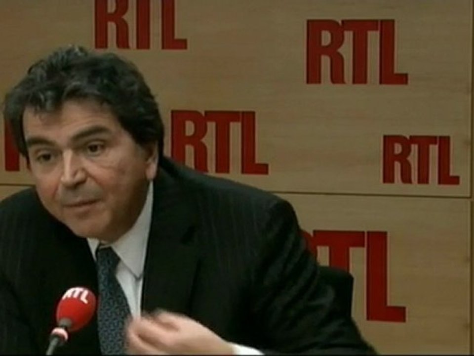 Pierre Lellouche, secrétaire d'Etat au Commerce extérieur, était l'invité de "RTL Midi" mardi