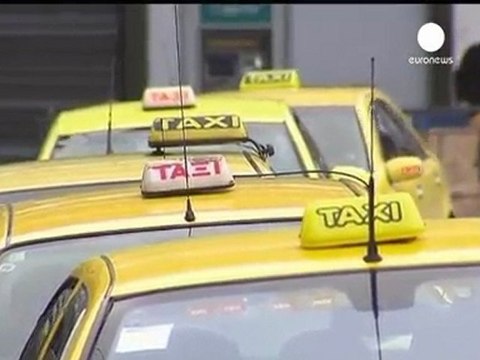 Greek leaders face crunch talks as unions strike