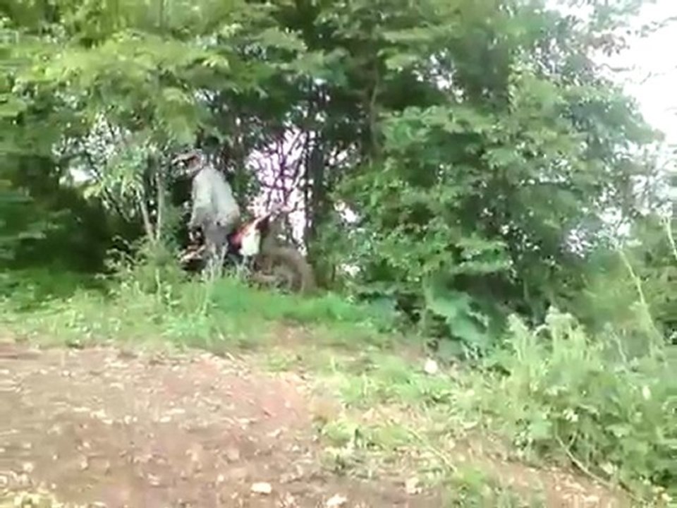 enduro freddy se fait peur