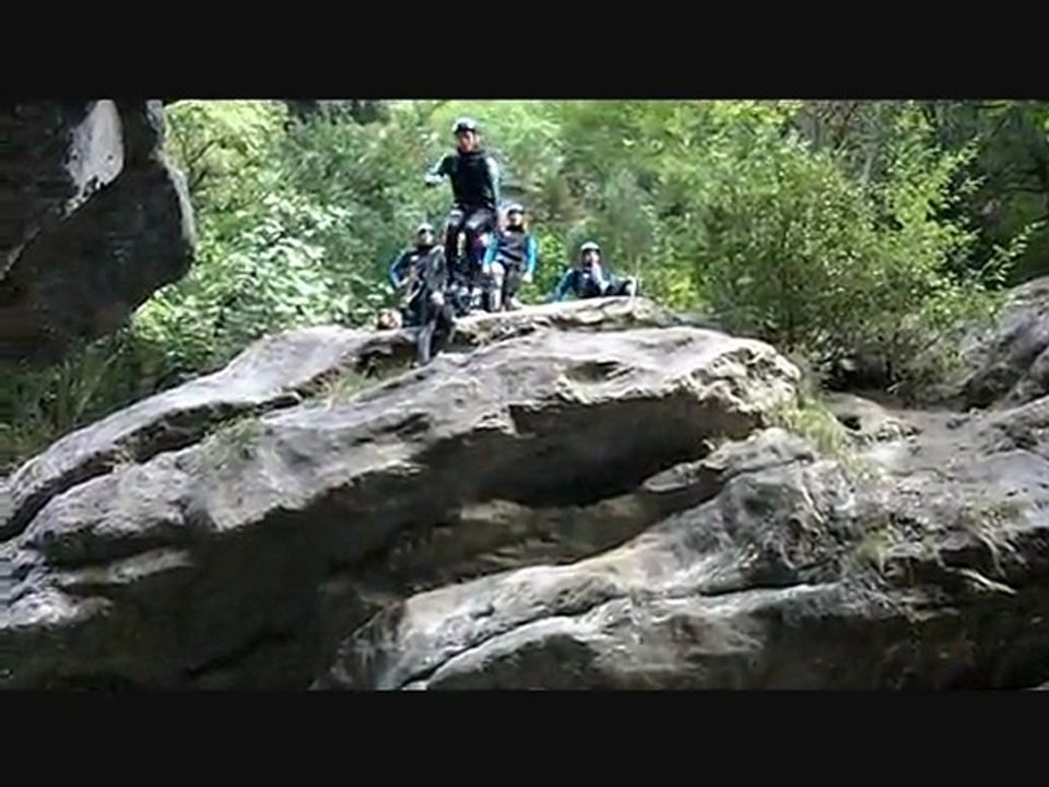 Rando Aqua dans le Loup avec Base Sport Nature