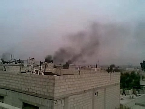 فري برس ريف دمشق داريا تصاعد الدخان في سماء المدينة مع آذان العصر6 2 2012