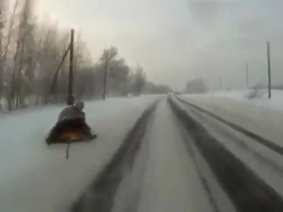 extreme tubing neige