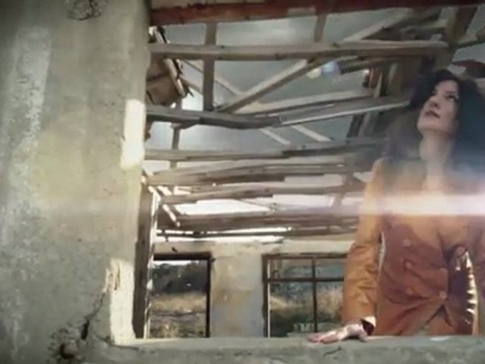 Değer Deniz - Şehrin Kıyıları ( Official Video 2012 )