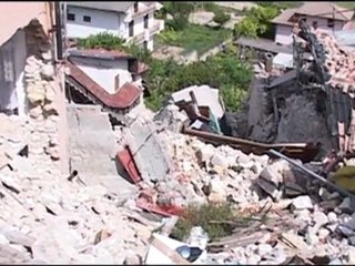 L'Aquila, 2 mois après le tremblement de terre