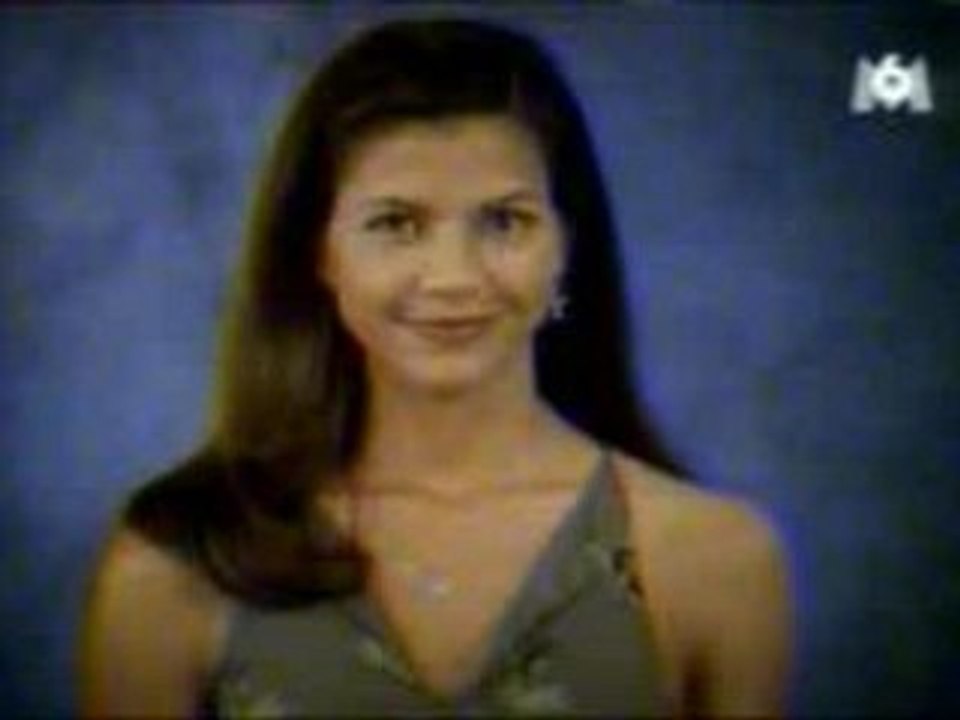 Buffy - Le Bal De Fin D'Année extrait